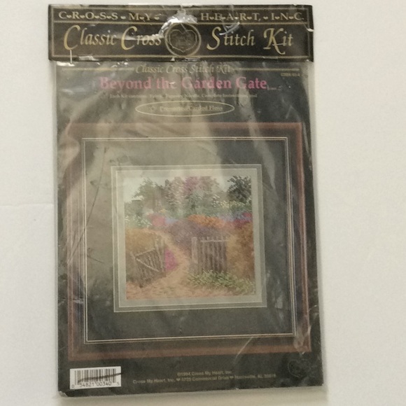 Cross My Heart Unopened “Beyond the Garden Gate" Cross Stitch Vtg 1994 - Picture 1 of 6